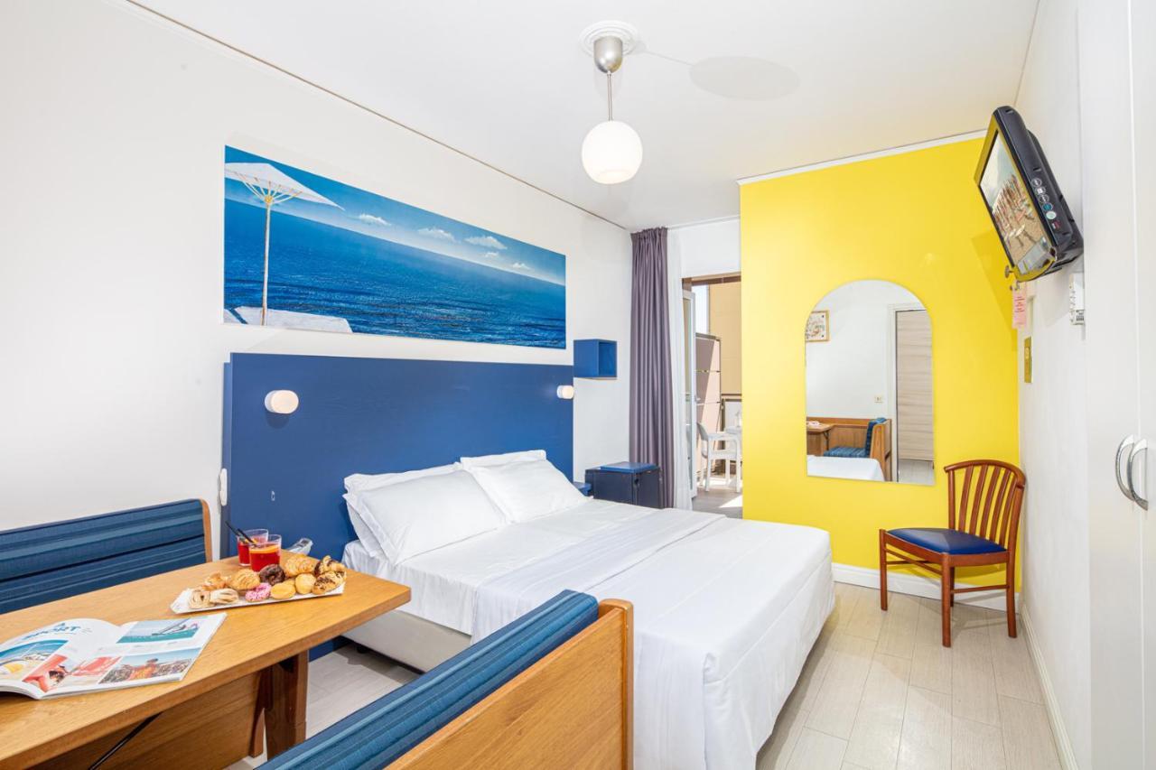 Hotel Alexander Бибионе Экстерьер фото
